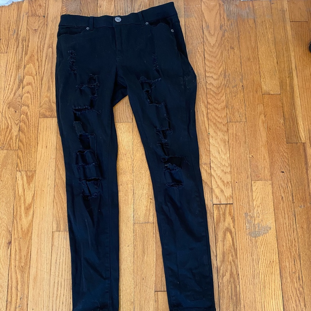 Black distressed jeans